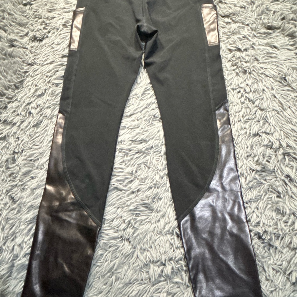 SPANX‎ Black Leggings with Leather Accents - Size Small NEW with Tags